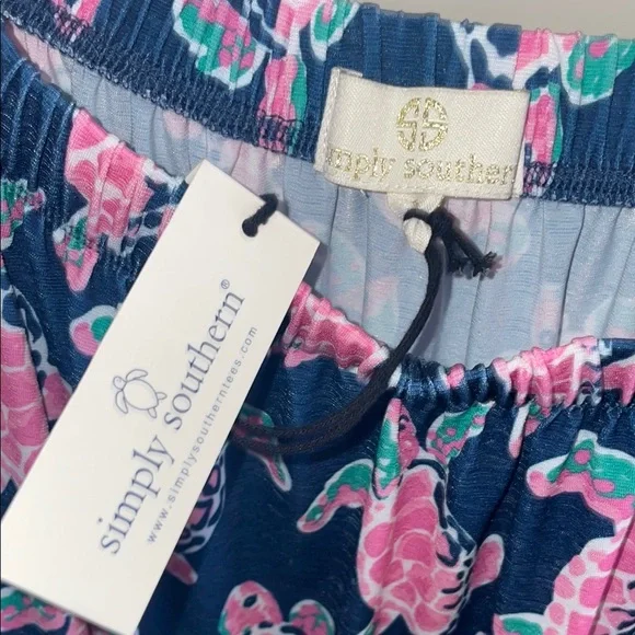 Simply Southern Sea Turtle top, women’s Small - Picture 4 of 5